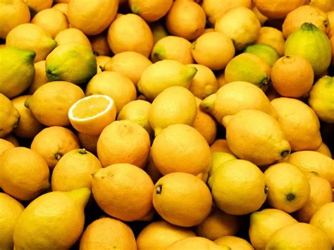 frutas amarillas